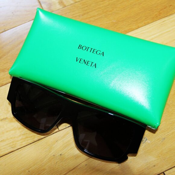 BNWT SS25 BOTTEGA VENETA SUNGLASSES BV1286S 001 - Picture 2 of 10